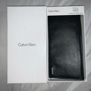 Calvin Klein Bifold Wallet *BRAND NEW*